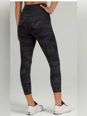 LULULEMON Base Pace High-Rise Crop 23"